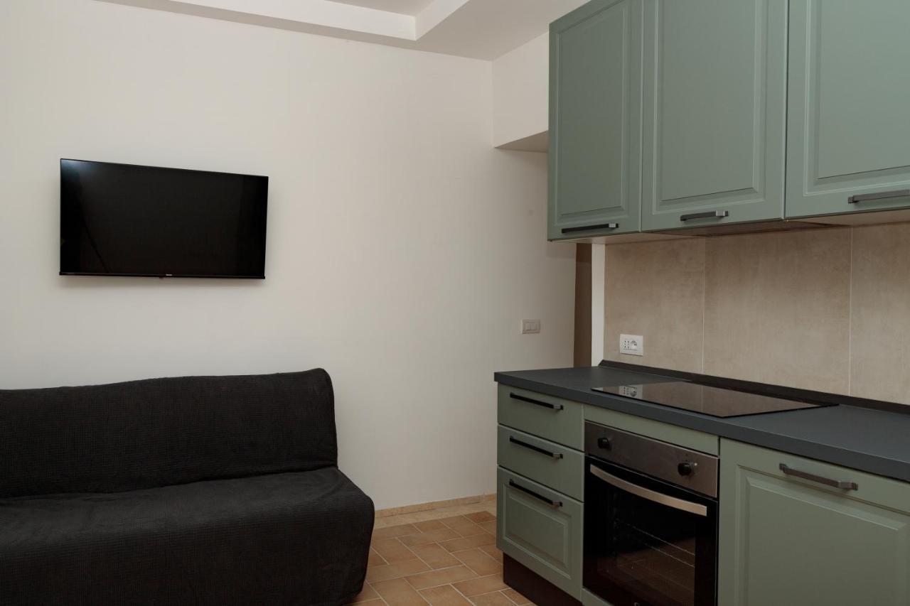 Nera Apartments Сант'Анатолия-ди-Нарко Экстерьер фото
